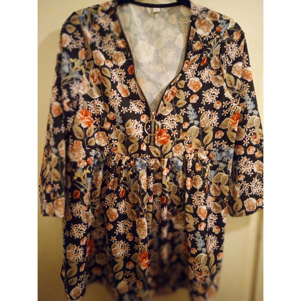 NoraCora 1/4 Zip Floral Top, Empire Waist Size L Brand New W/O Tags